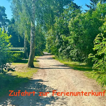 شقة Ferienapartment Mit Garten Im Gruenen أورانينبورغ