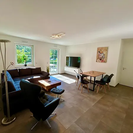 Ferienapartment Mit Garten Im Gruenen شقة