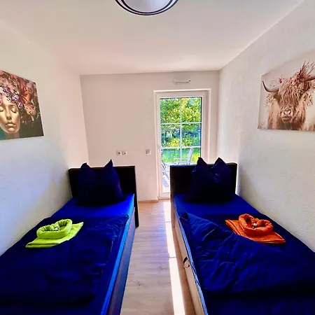 Ferienapartment Mit Garten Im Gruenen *