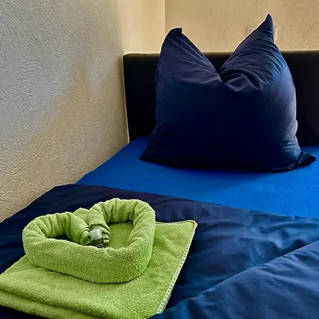 Ferienapartment Mit Garten Im Gruenen * أورانينبورغ