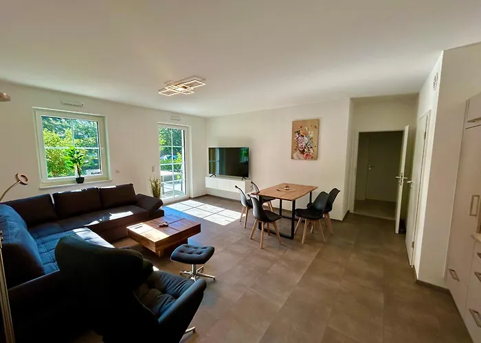 Ferienapartment Mit Garten Im Gruenen Oranienburg